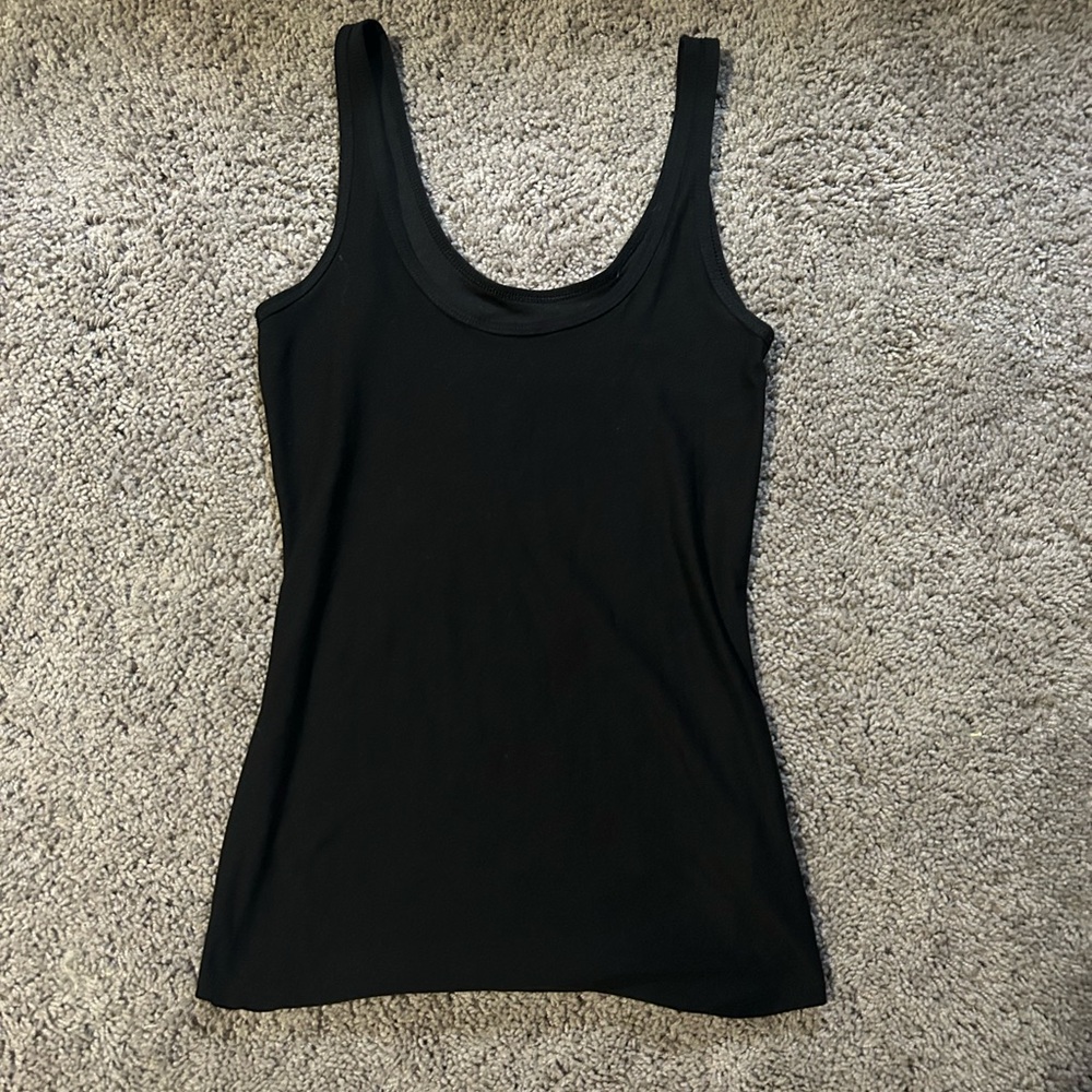 Black Sleeveless Women's Top